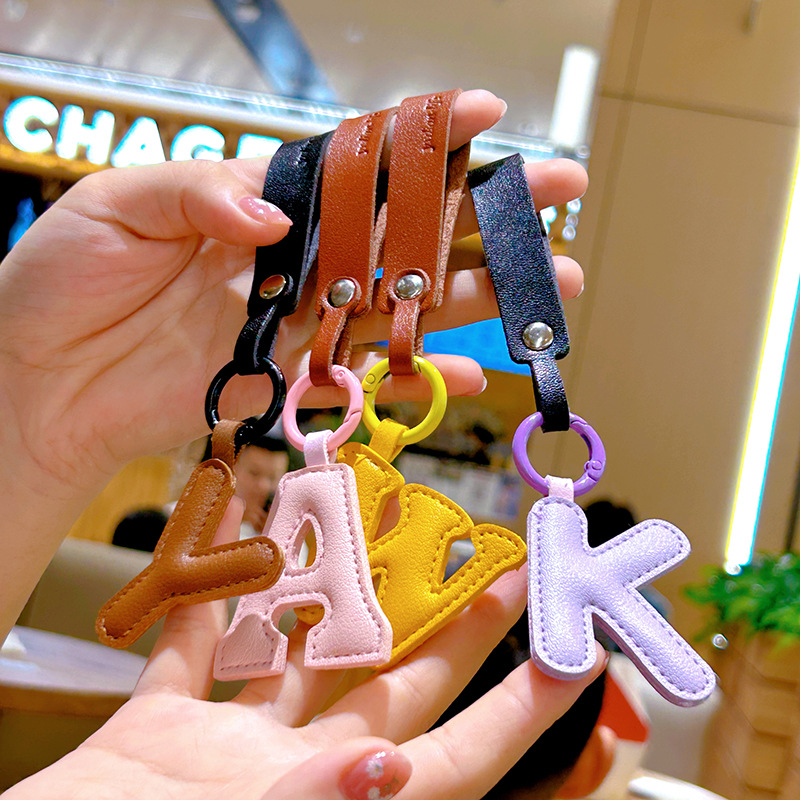 Monogram Keychain Leather - Yaratıcı PU Deri 26 Mektup Anahtarlıklar